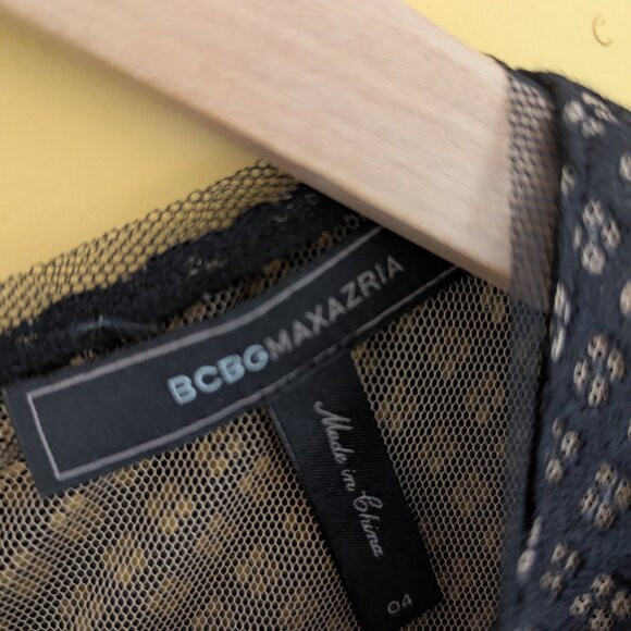 Size 4 BCBG black dress euc - Picture 2 of 3